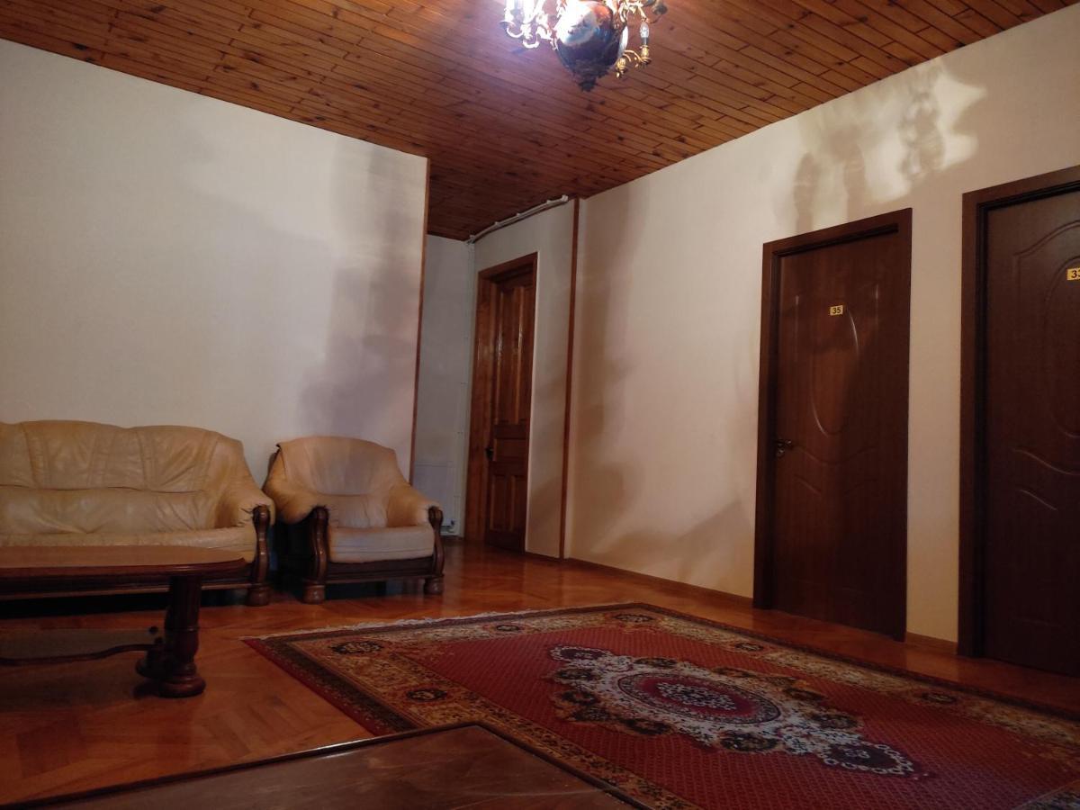 Vedzisi Garden Hotel Тбилиси Екстериор снимка