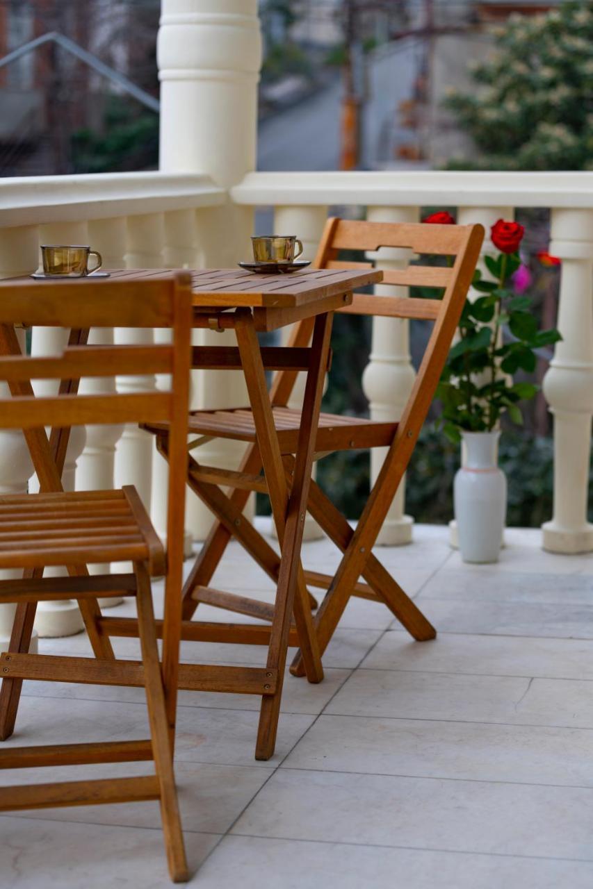 Vedzisi Garden Hotel Тбилиси Екстериор снимка