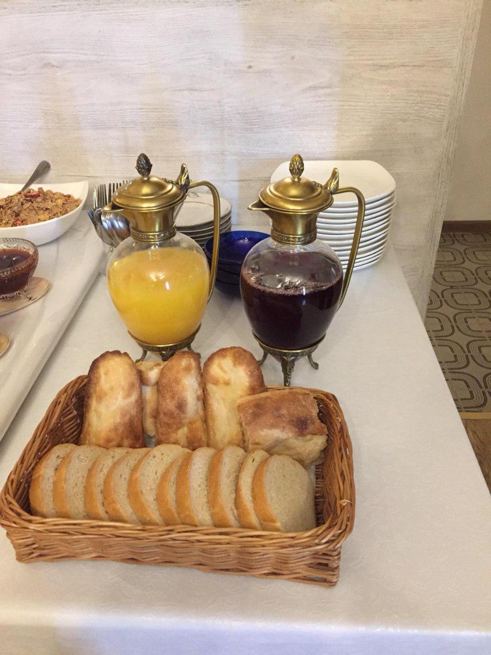 Vedzisi Garden Hotel Тбилиси Екстериор снимка