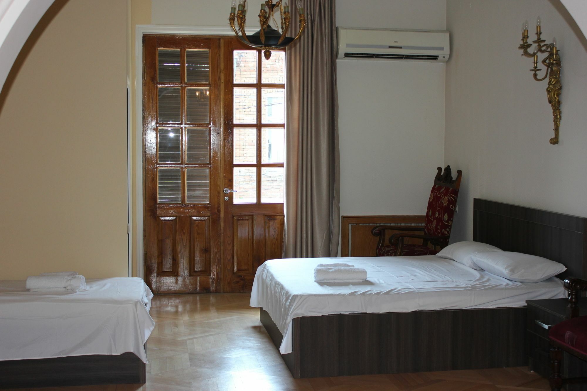 Vedzisi Garden Hotel Тбилиси Екстериор снимка